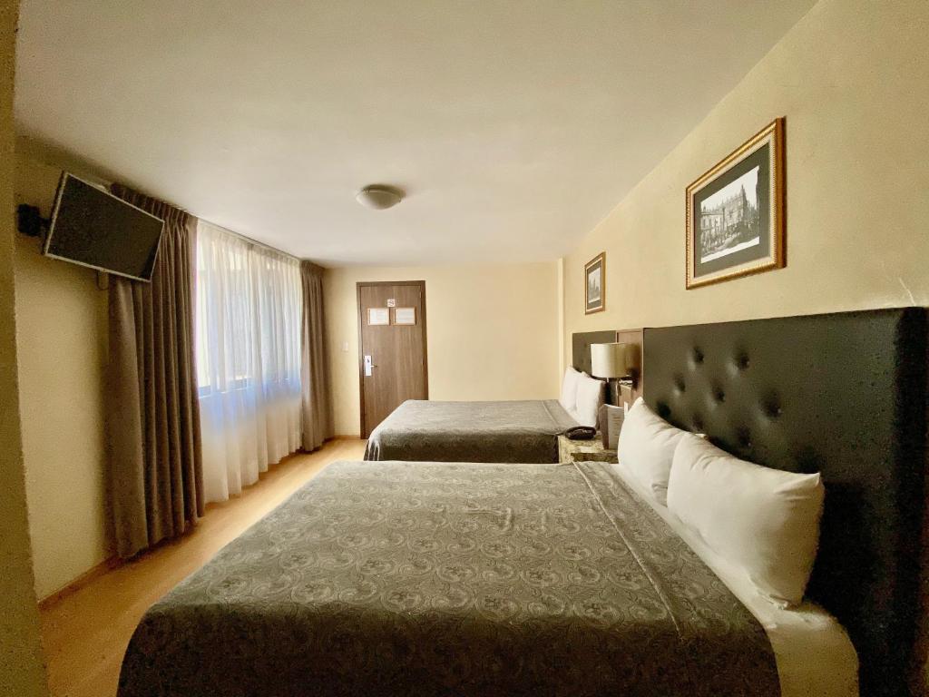 Hotel Castropol - Khách sạn cổ Castropol