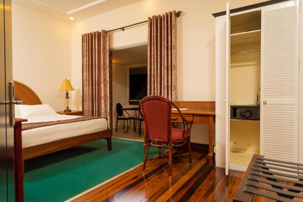 Herdmanston Lodge Hotel - Du khách có thể thư giãn trong vườn hoặc yêu cầu buổi mát-xa thư giãn