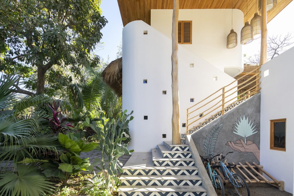 Nomadic Hotel, Salagnac Arquitectos