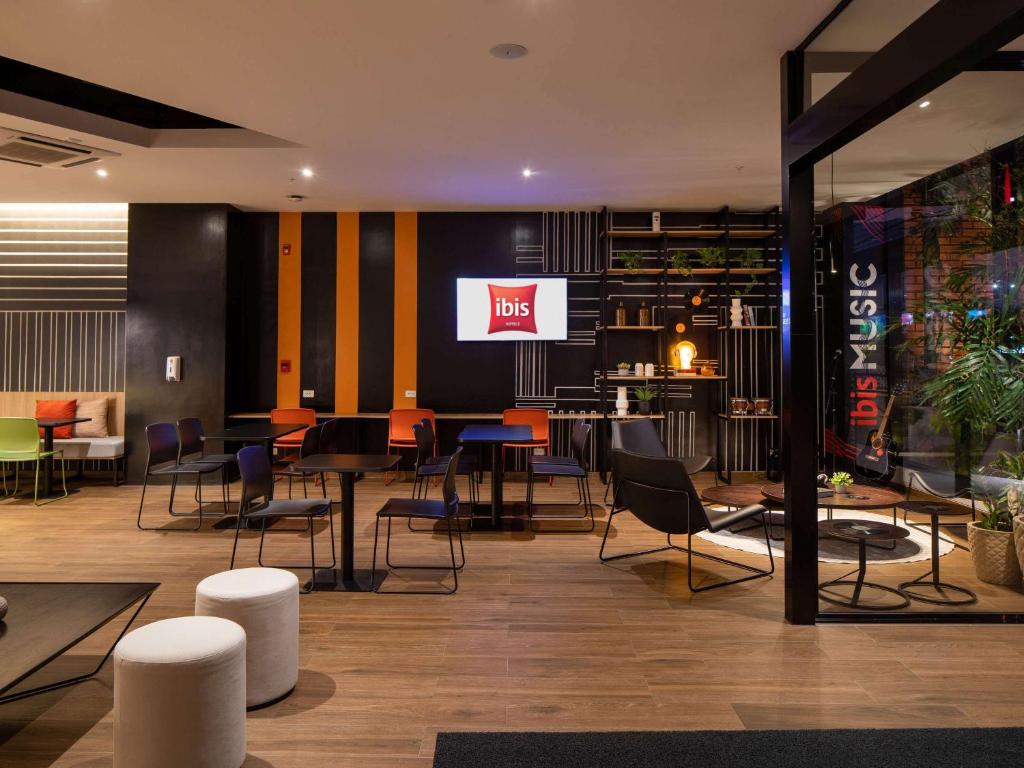 ibis hotels 