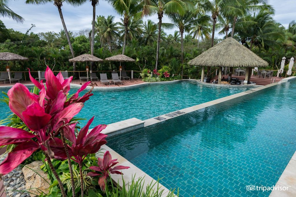 Outrigger Fiji Beach Resort