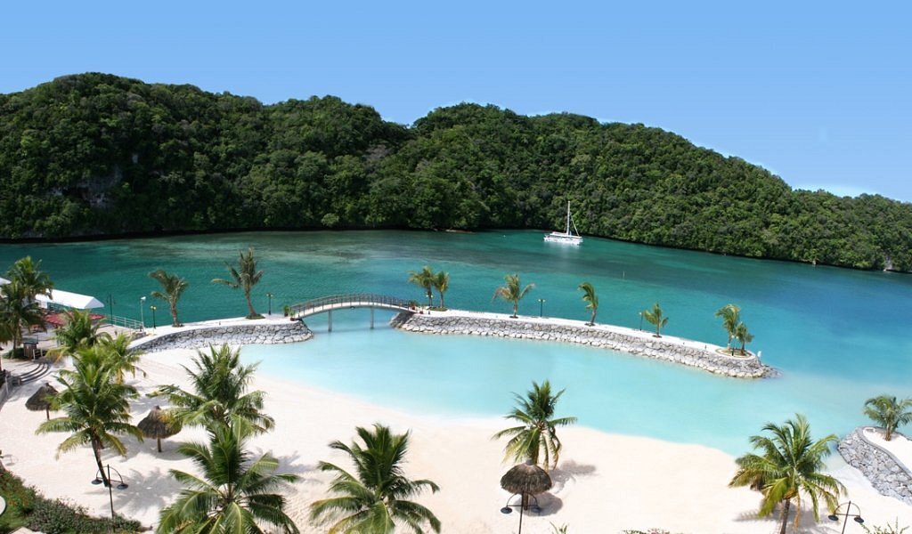 Palau Royal Resort 