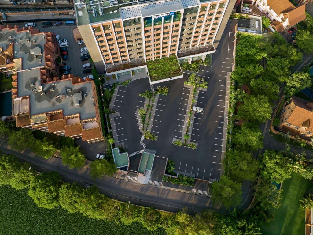 Khách Sạn Radisson Blu Antananarivo Waterfront