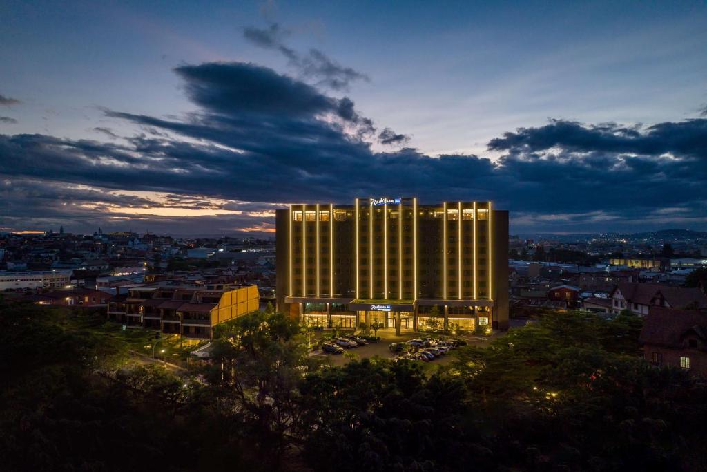 Khách Sạn Radisson Blu Antananarivo Waterfront