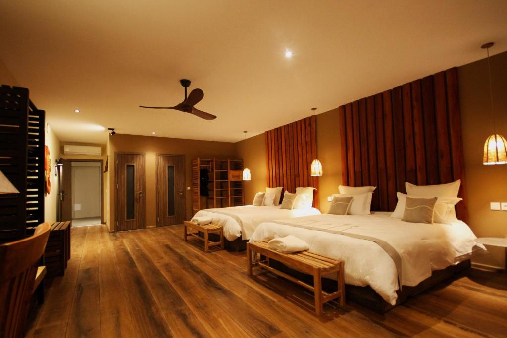 Kiến trúc Nosy Manga - Hotel Ivato Airport
