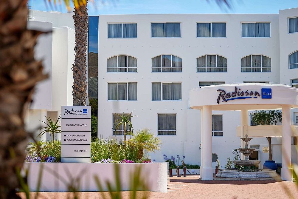 Khách sạn Radisson Blu Hotel Waterfront