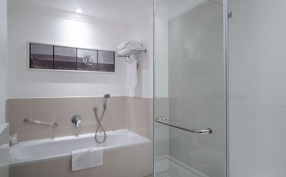 Khách sạn Radisson Blu Hotel Waterfront