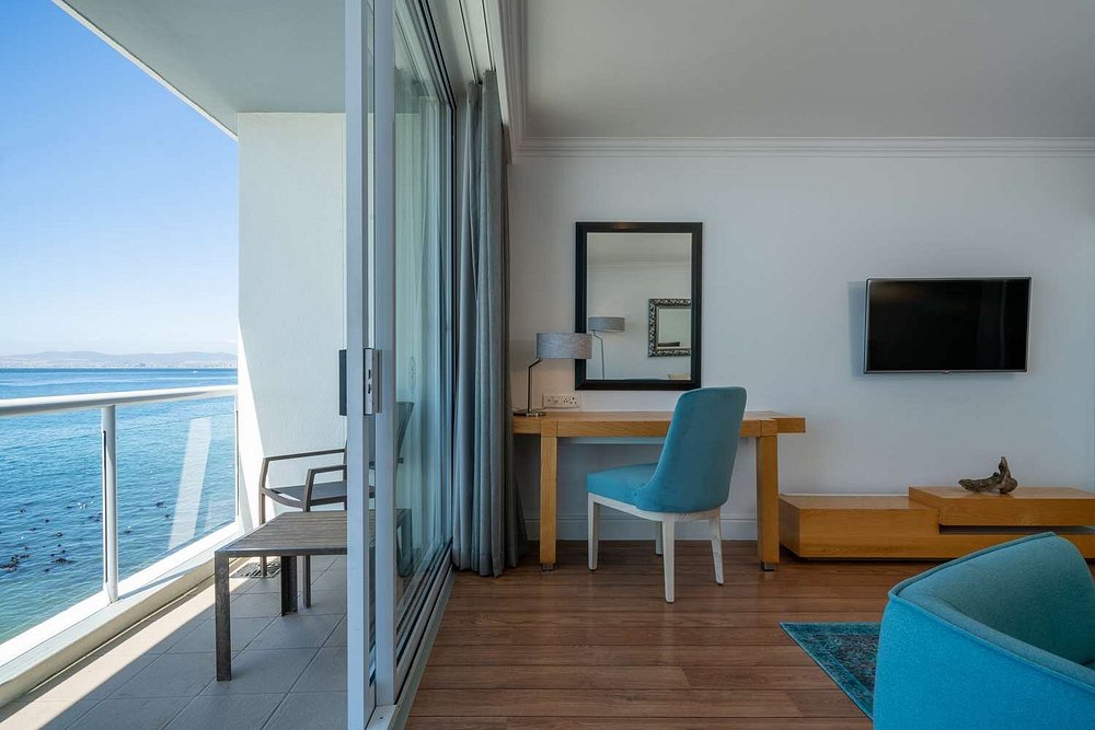 Radisson Blu Hotel Waterfront