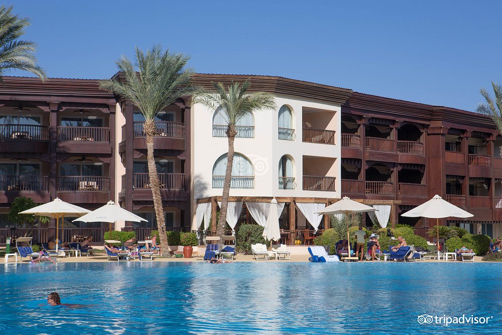 thiết kế khách sạn Savoy Sharm El Sheikh - khu vực sảnh chính sang trọng