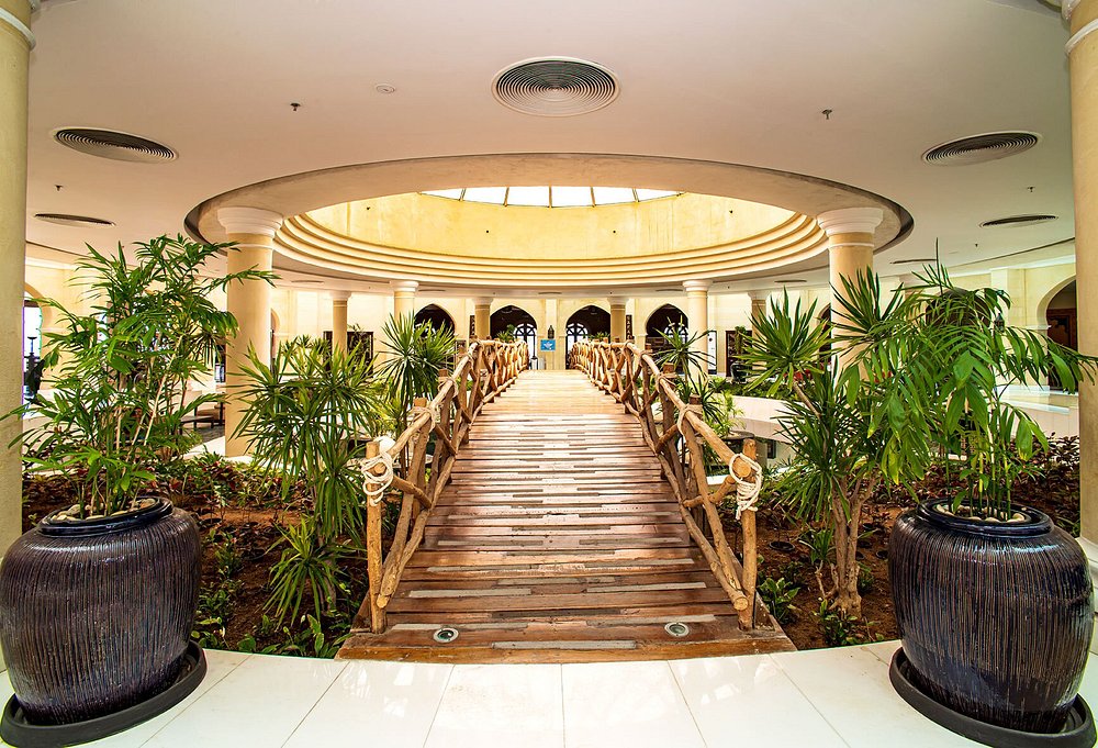 thiết kế khách sạn Savoy Sharm El Sheikh - khu vực sảnh