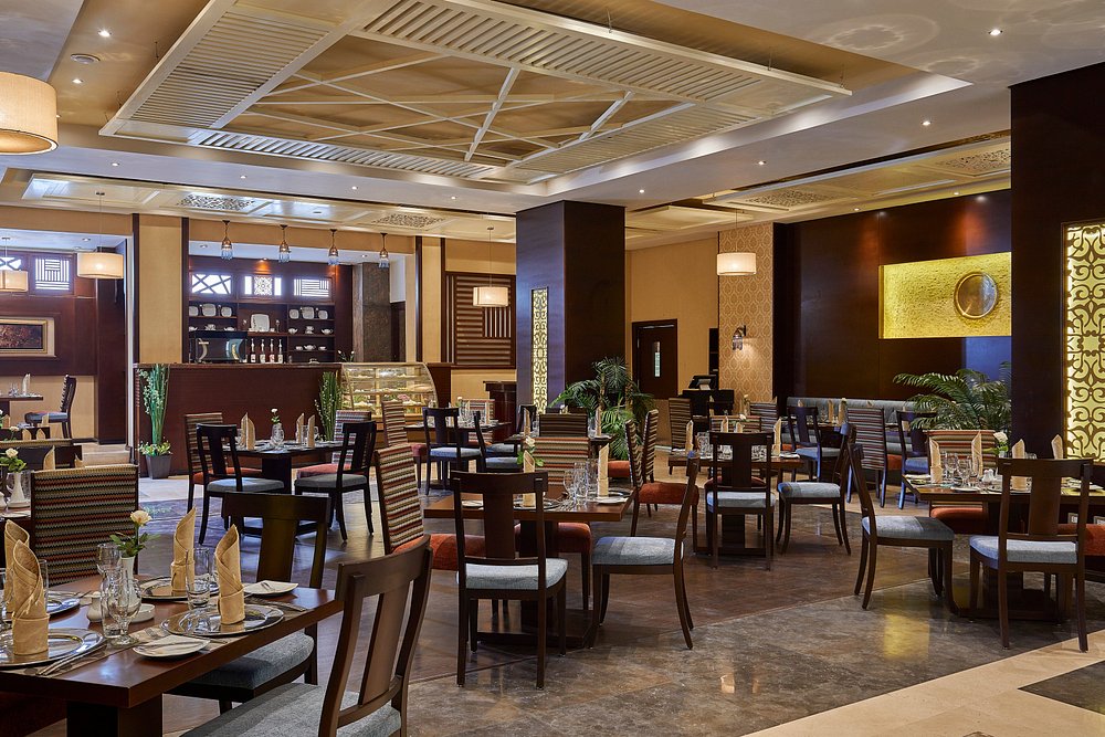 Thiết kế khách sạn Triumph Plaza - Chi tiết kiến trúc hiện đại