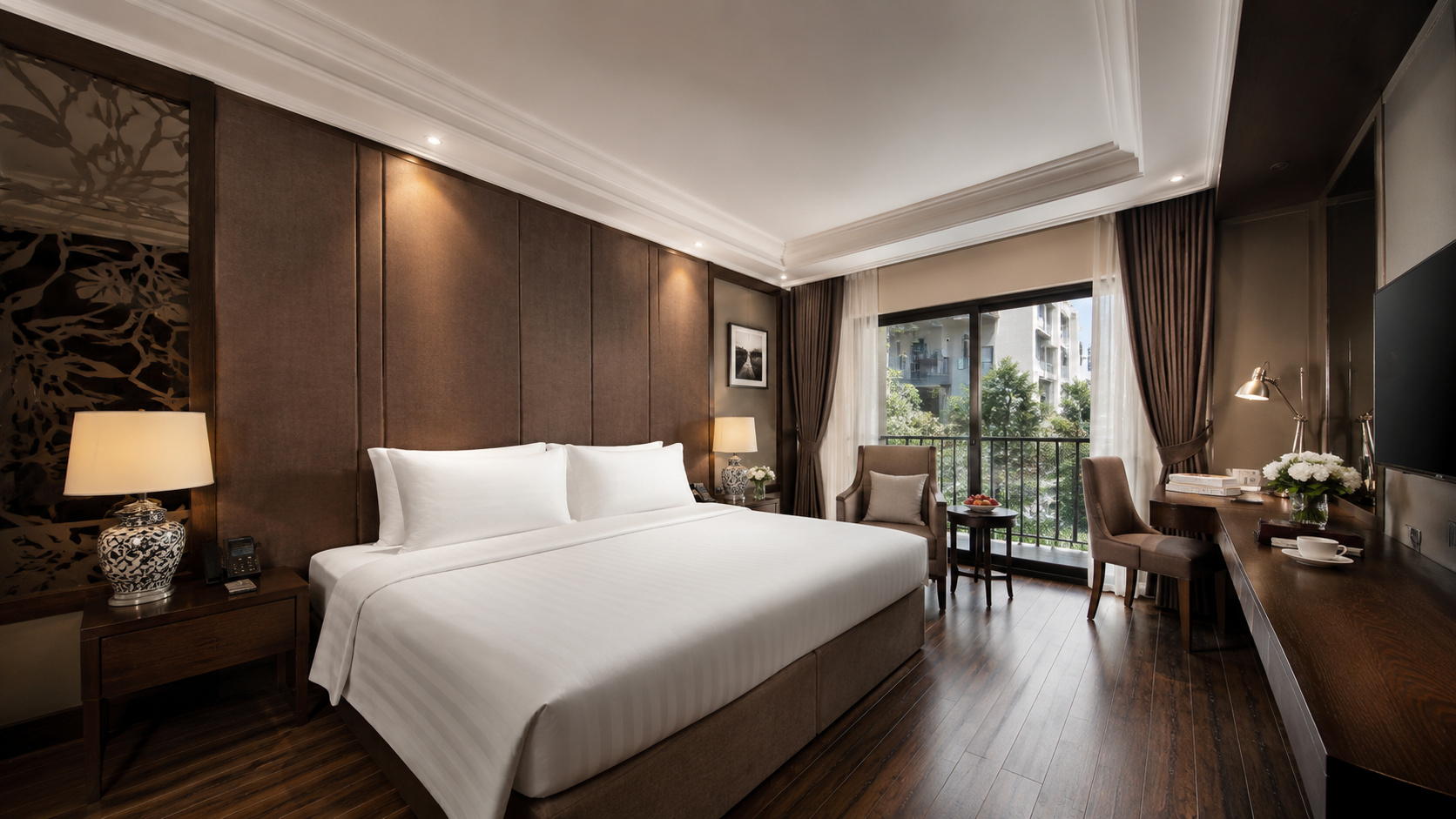 Phòng Premium khách sạn 4 sao rộng rãi với bố cục thoáng, phù hợp lưu trú nghỉ dưỡng hoặc công tác