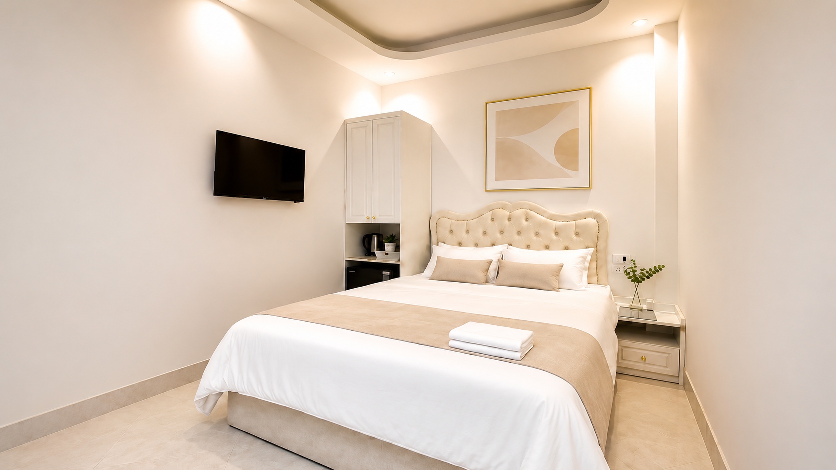 Phòng Standard khách sạn 3 sao thiết kế thanh lịch, sử dụng màu sáng để tăng cảm giác rộng rãi và sạch sẽ.