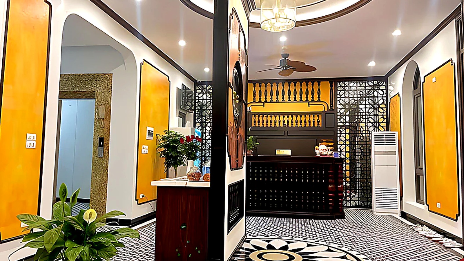 Khu lễ tân là điểm chạm đầu tiên, góp phần định hình cảm nhận về chất lượng dịch vụ.