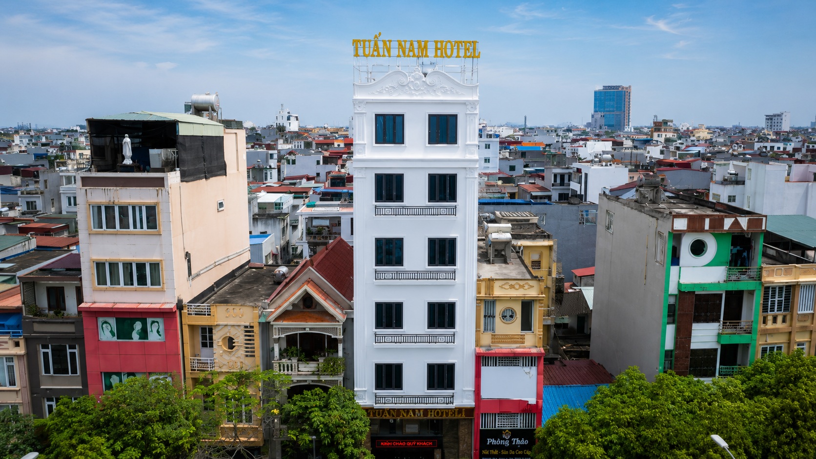 Thiet Ke Khach San 2 Sao Tan Co Dien Mat Tien Do Thi