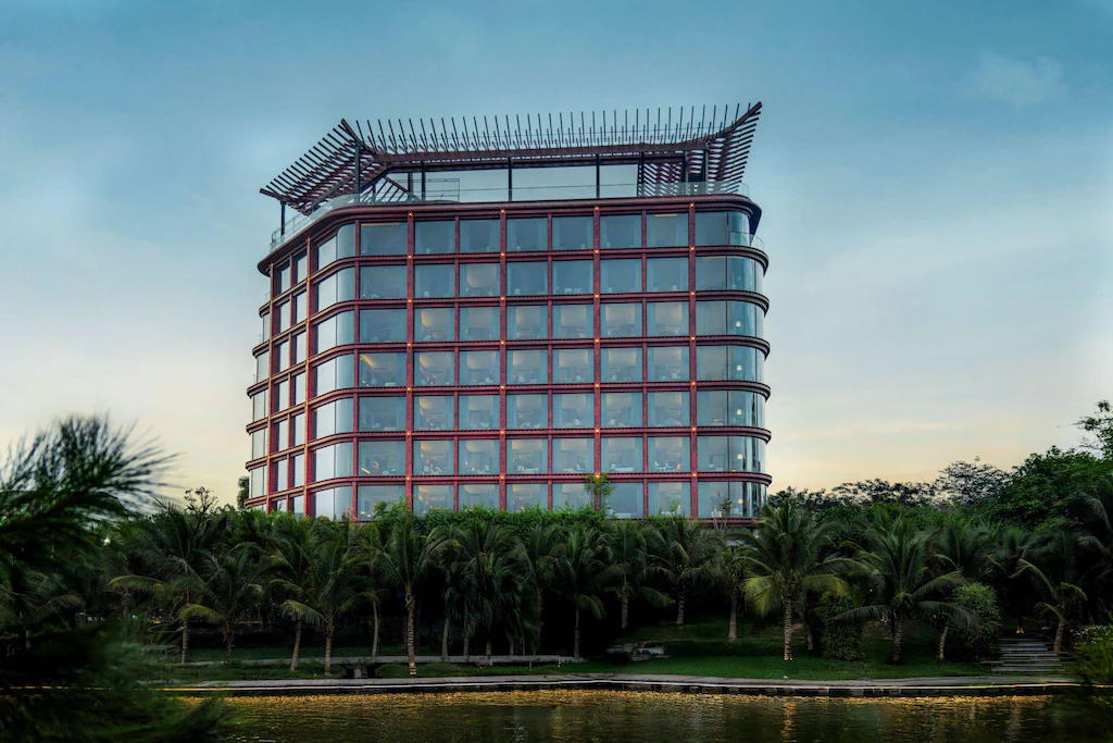 Khách sạn 5 sao phong cách hiện đại